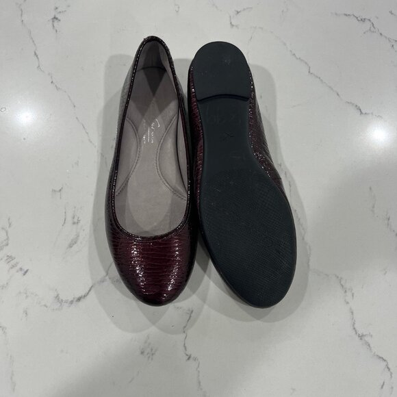 Kenneth Cole New York Women's Balance Leather Ballet Flats Burgundy  7 - Picture 8 of 8